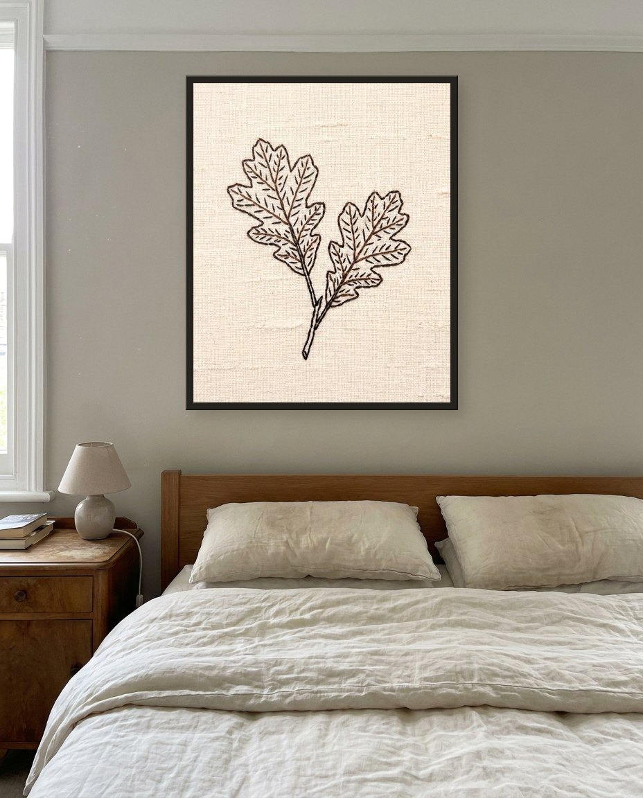 Feuilles brodées, chambre parentale